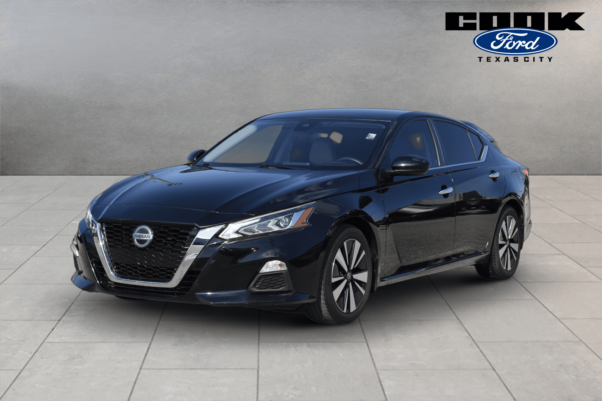 2021 Nissan Altima 2.5 SV — photo 1 of 27