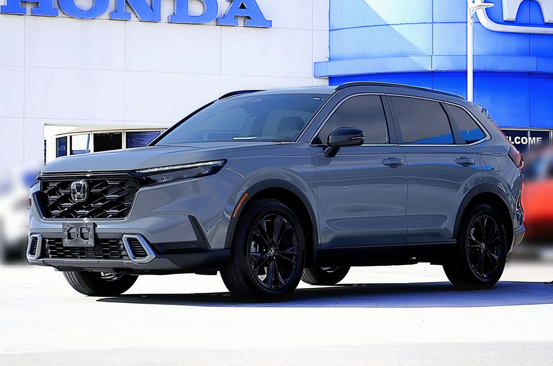 2024 Honda CR-V Hybrid Sport Touring — photo 1 of 31