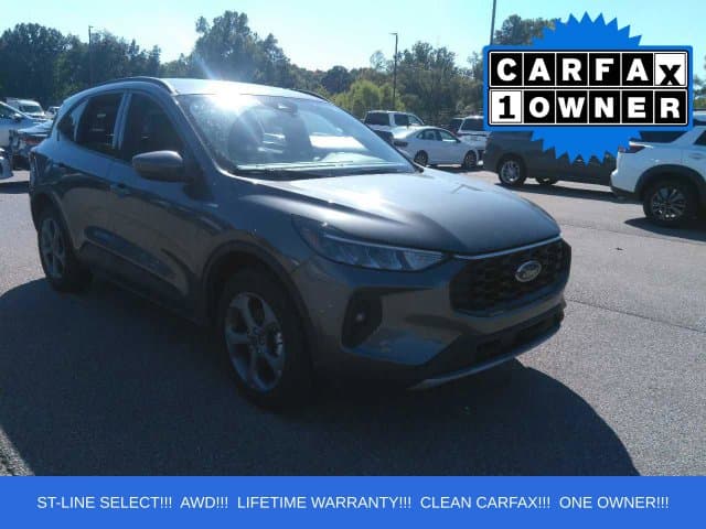 2025 Ford Escape ST-Line Select — photo 1 of 25
