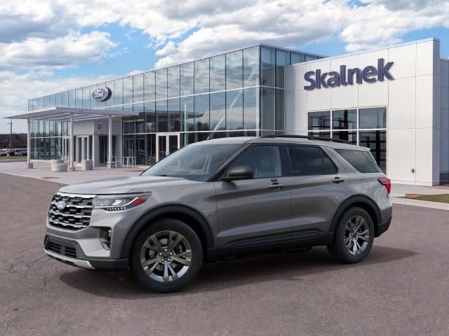 2027 Ford Explorer Base — photo 1 of 23