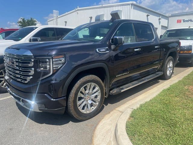 2024 GMC Sierra 1500 Denali — photo 1 of 15