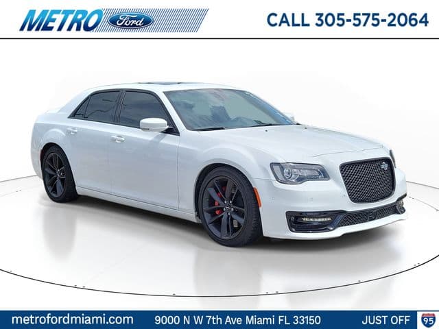 2023 Chrysler 300 Base — photo 1 of 35
