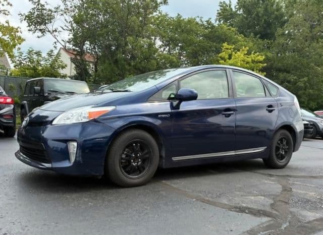 2012 Toyota Prius Two — photo 1 of 3