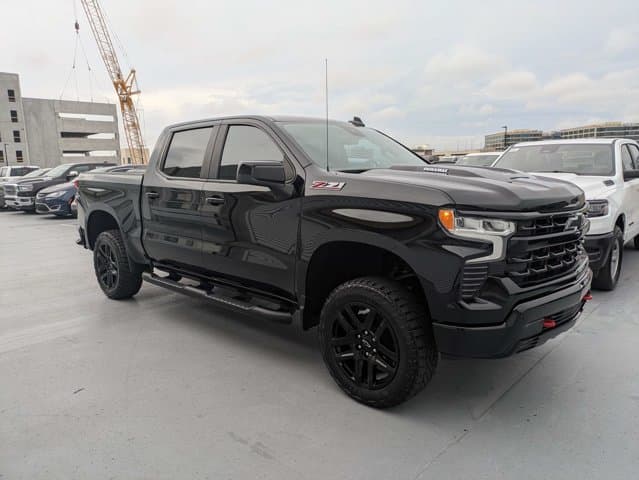 2024 Chevrolet Silverado 1500 LT Trail Boss — photo 1 of 31