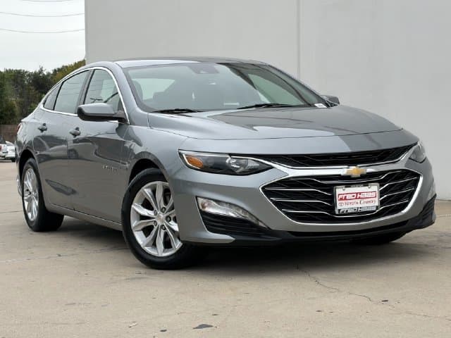 2024 Chevrolet Malibu LT — photo 1 of 27