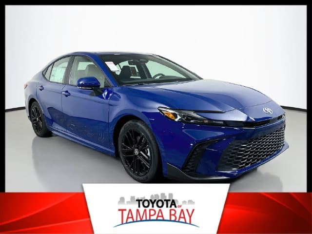 2026 Toyota Camry SE — photo 1 of 33