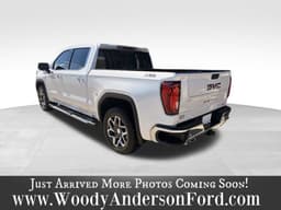 Extra Photo