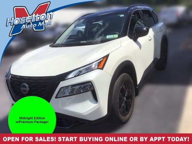 2023 Nissan Rogue SV — photo 1 of 2