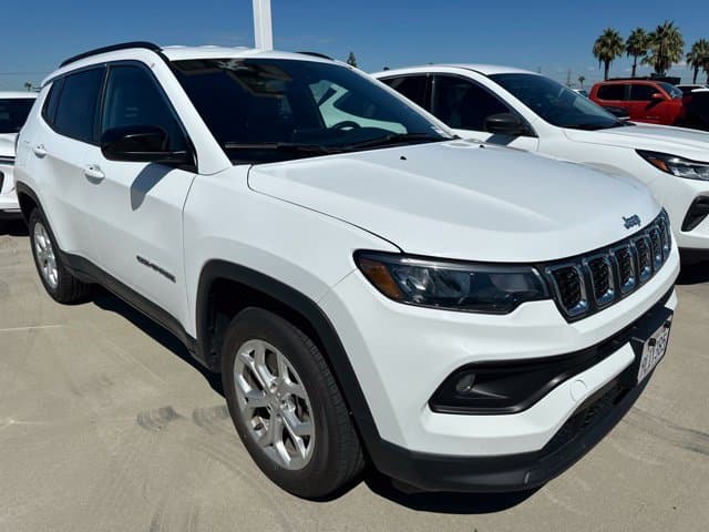 2024 Jeep Compass Latitude — photo 1 of 2