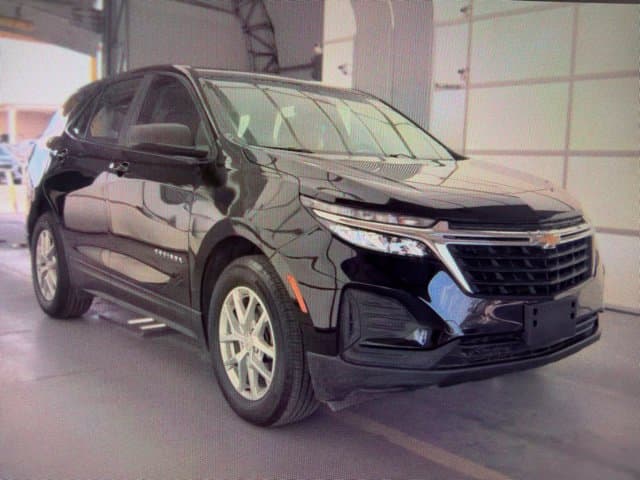 2024 Chevrolet Equinox LS — photo 1 of 12