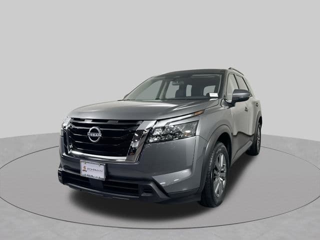 2025 Nissan Pathfinder SV — photo 1 of 39