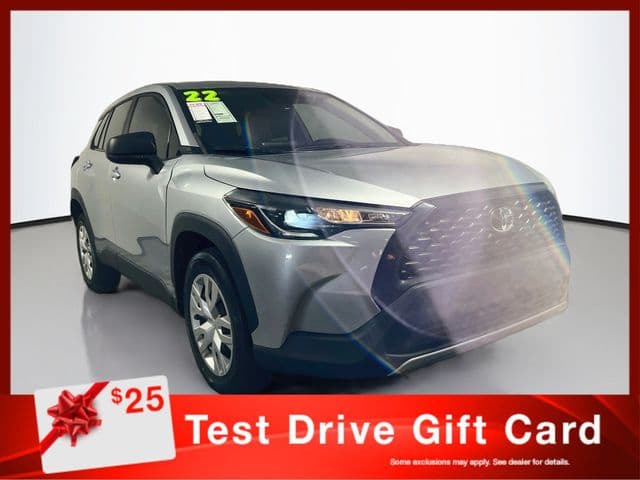 2022 Toyota Corolla Cross L — photo 1 of 32