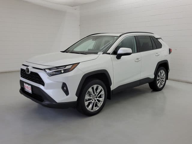 2025 Toyota RAV4 XLE Premium — photo 1 of 35