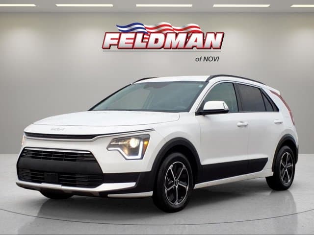 2025 Kia Niro EX — photo 1 of 32