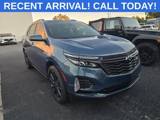2024 Chevrolet Equinox RS — photo 1 of 36