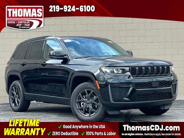 2027 Jeep Grand Cherokee Laredo Altitude — photo 1 of 36