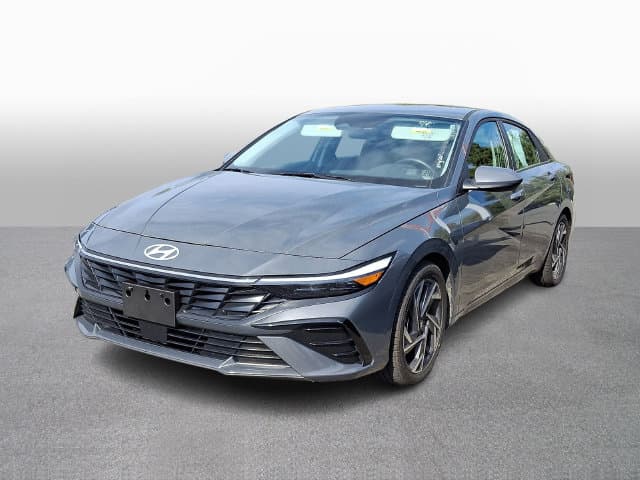 2025 Hyundai Elantra SEL Convenience — photo 1 of 10