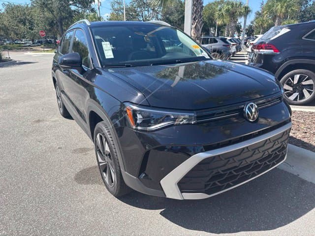 2026 Volkswagen Taos SE — photo 1 of 22