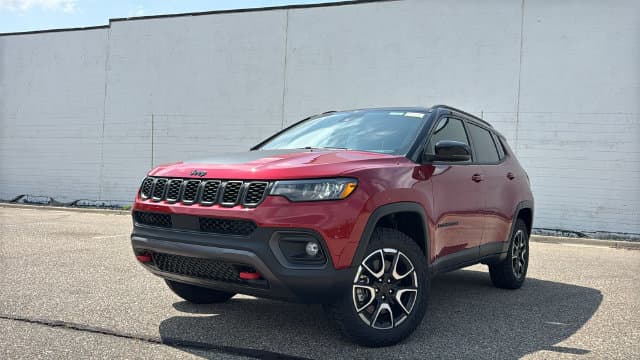 2026 Jeep Compass Trailhawk — photo 1 of 29
