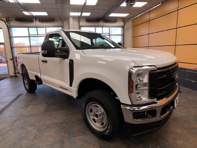 2027 Ford Super Duty F-350 SRW XL — photo 1 of 18