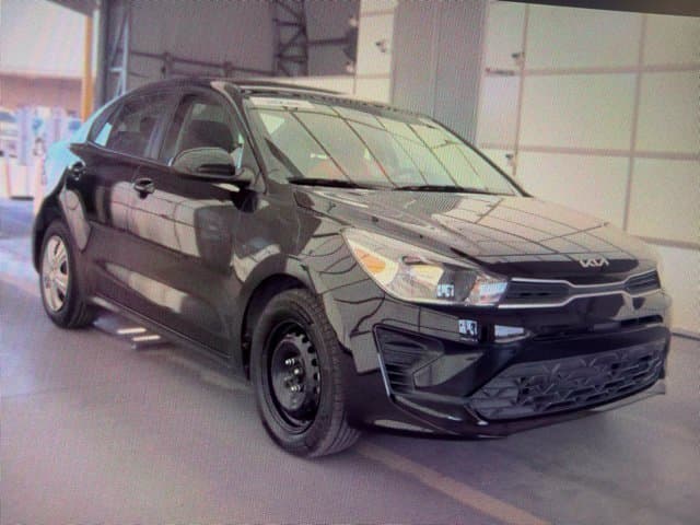 2023 Kia Rio S — photo 1 of 12