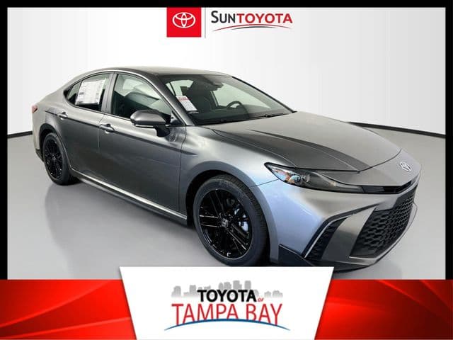 2026 Toyota Camry SE — photo 1 of 31