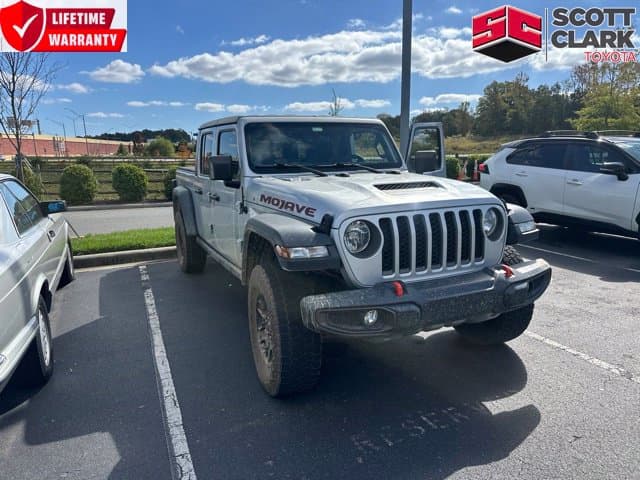 2023 Jeep Gladiator Mojave — photo 1 of 12