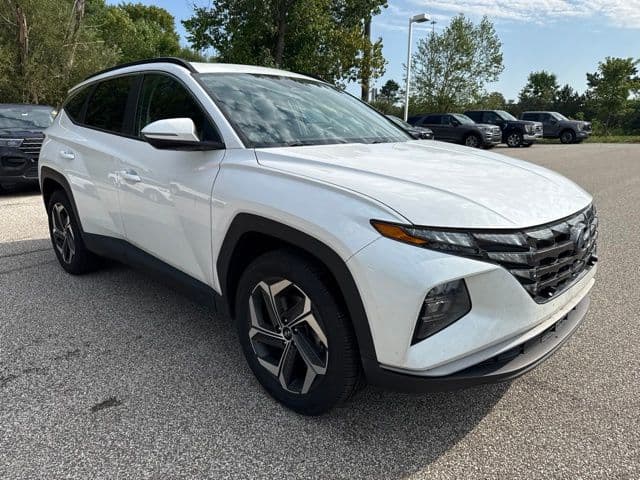 2022 Hyundai Tucson SEL — photo 1 of 12