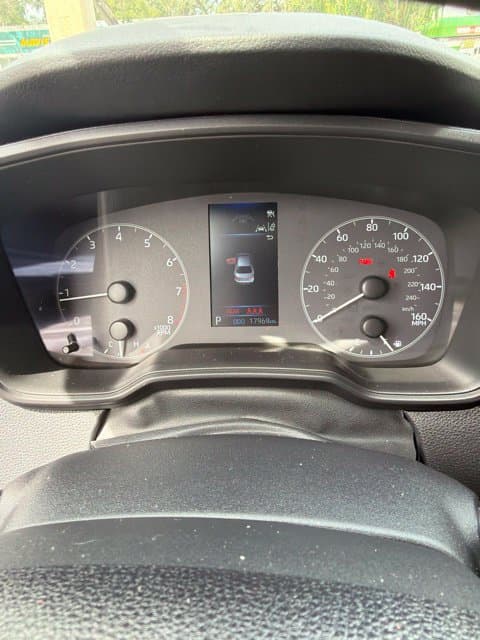 2025 Toyota Corolla LE — photo 1 of 27