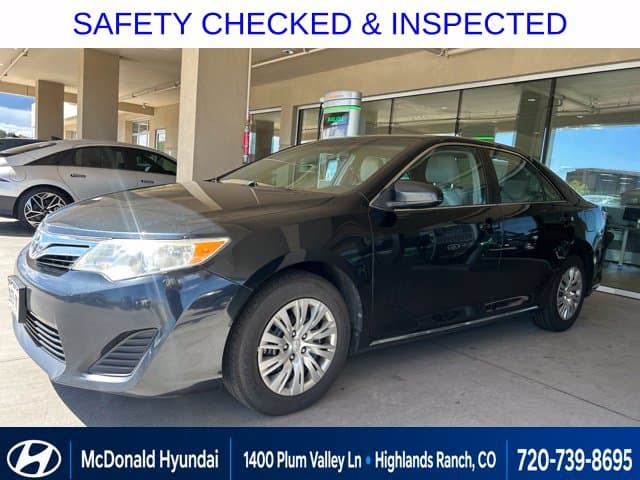 2014 Toyota Camry LE — photo 1 of 4