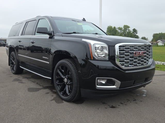 2018 GMC Yukon XL Denali — photo 1 of 45