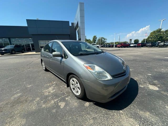 2005 Toyota Prius Base — photo 1 of 25