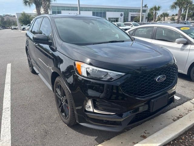 2024 Ford Edge ST-Line — photo 1 of 22