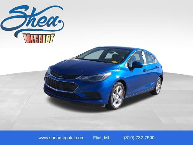 2017 Chevrolet Cruze LT — photo 1 of 13