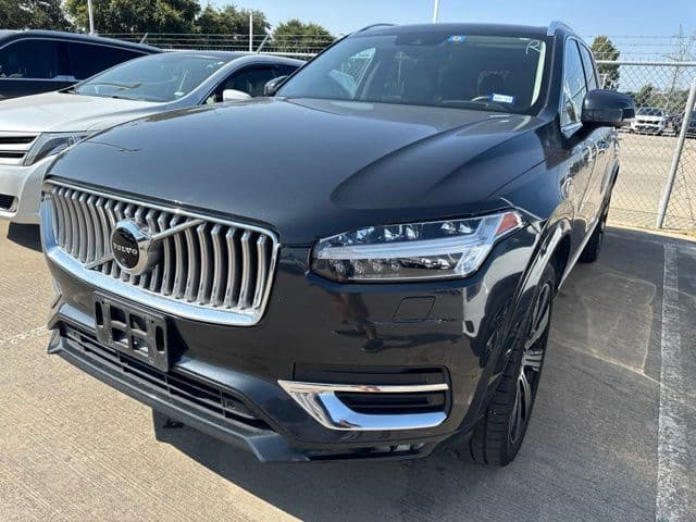 2021 Volvo XC90 T6 Inscription — photo 1 of 12