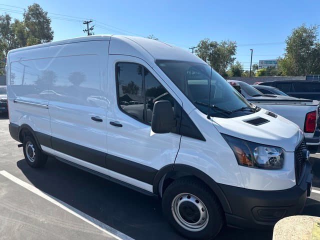2025 Ford Transit Cargo Van Base — photo 1 of 2