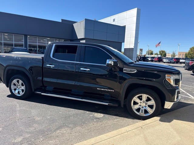 2021 GMC Sierra 1500 SLT — photo 1 of 20