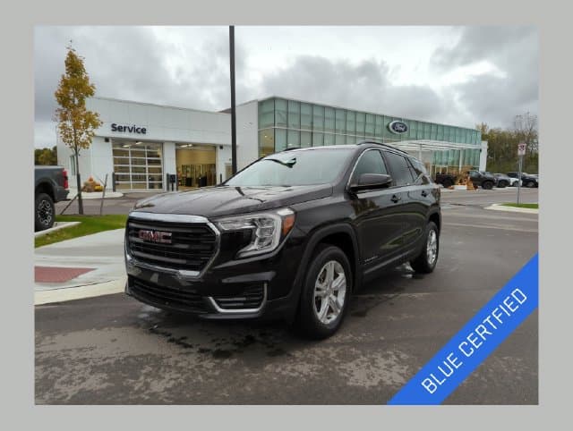 2022 GMC Terrain SLE — photo 1 of 9