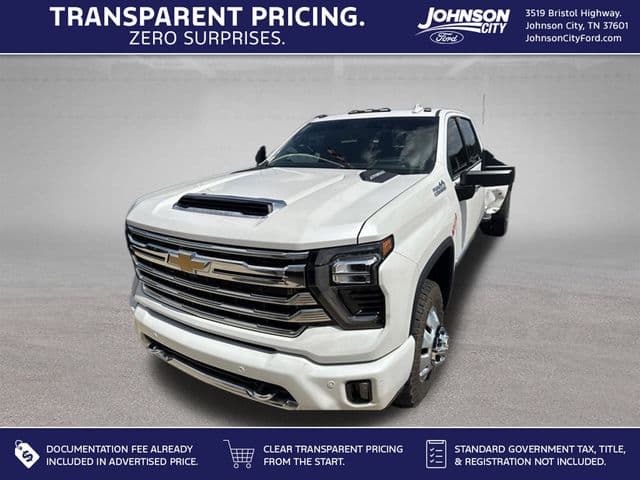 2025 Chevrolet Silverado 3500HD High Country — photo 1 of 18