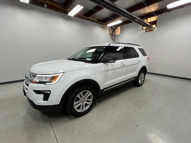 2019 Ford Explorer XLT — photo 1 of 5