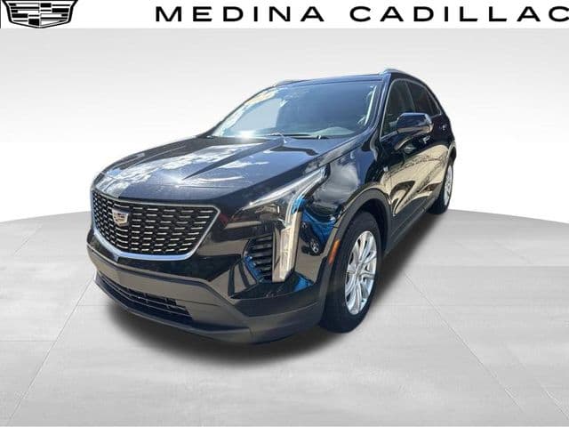 2021 Cadillac XT4 FWD Luxury — photo 1 of 34