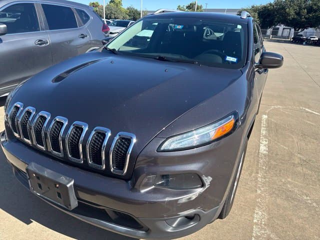 2015 Jeep Cherokee Latitude — photo 1 of 11