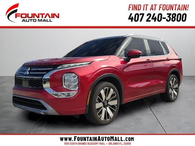2025 Mitsubishi Outlander SEL — photo 1 of 24