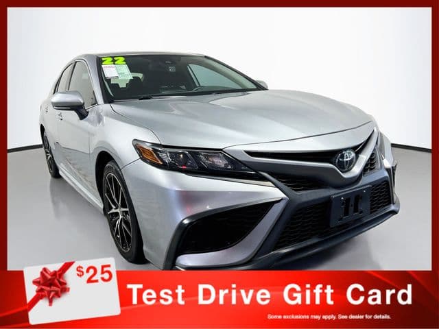 2022 Toyota Camry SE — photo 1 of 33