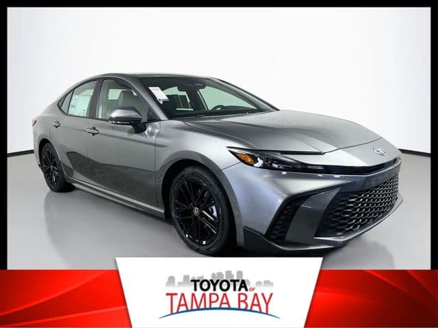 2026 Toyota Camry SE — photo 1 of 33