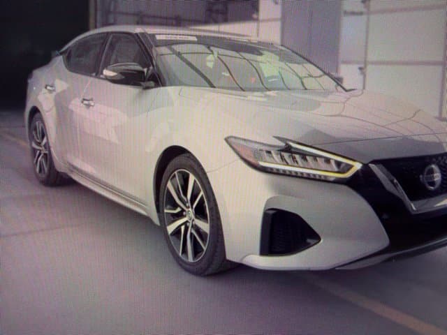 2022 Nissan Maxima SV — photo 1 of 12