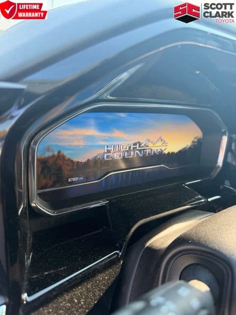 2023 Chevrolet Silverado 1500 High Country — photo 1 of 12