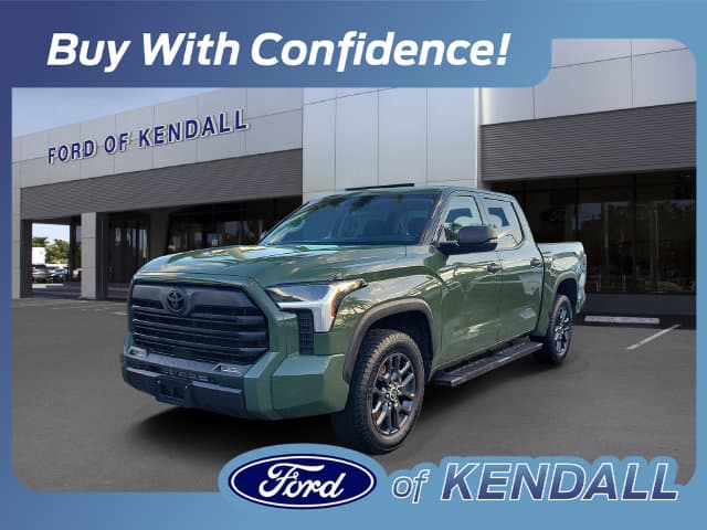 2023 Toyota Tundra 4WD SR5 — photo 1 of 32