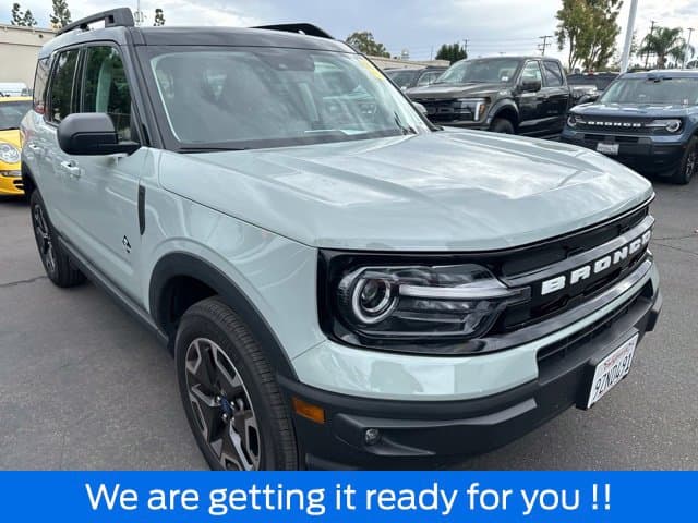 2023 Ford Bronco Sport Outer Banks — photo 1 of 2