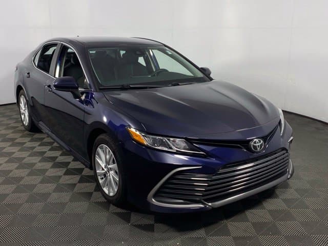 2021 Toyota Camry LE — photo 1 of 22